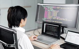 桂阳 api php源码,下载的php源码怎么运行呢？